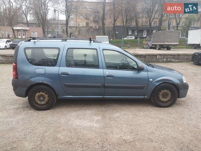 Універсал Dacia Logan MCV 2008 в Кам'янському