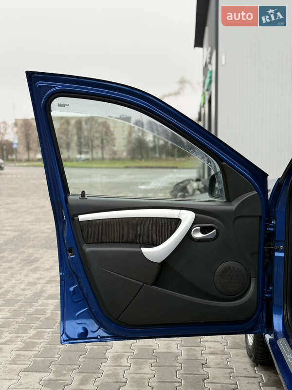 Універсал Dacia Logan MCV 2010 в Володимирі