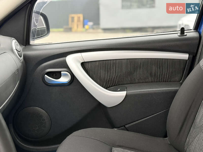 Універсал Dacia Logan MCV 2010 в Володимирі