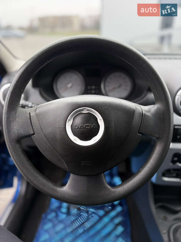 Універсал Dacia Logan MCV 2010 в Володимирі