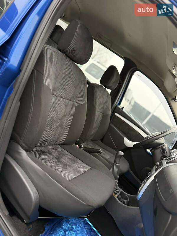 Універсал Dacia Logan MCV 2010 в Володимирі