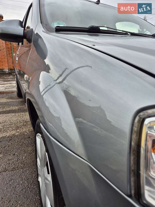 Універсал Dacia Logan MCV 2010 в Стрию