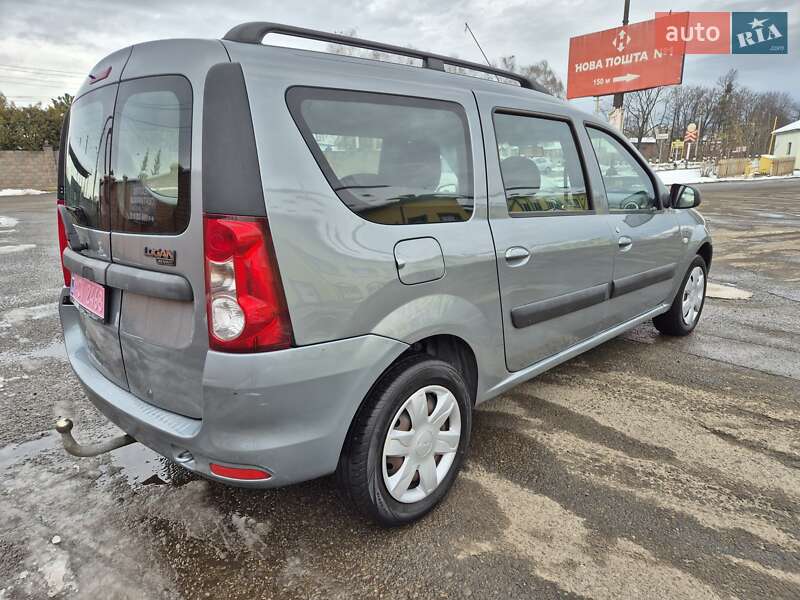 Універсал Dacia Logan MCV 2010 в Стрию