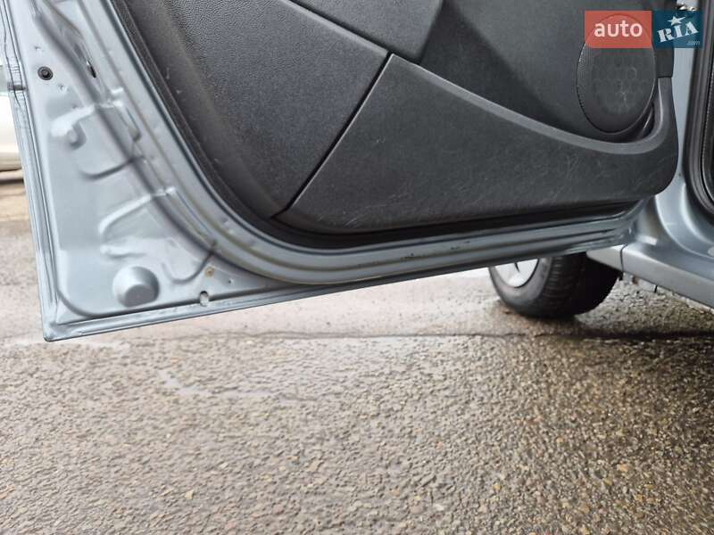 Універсал Dacia Logan MCV 2010 в Стрию