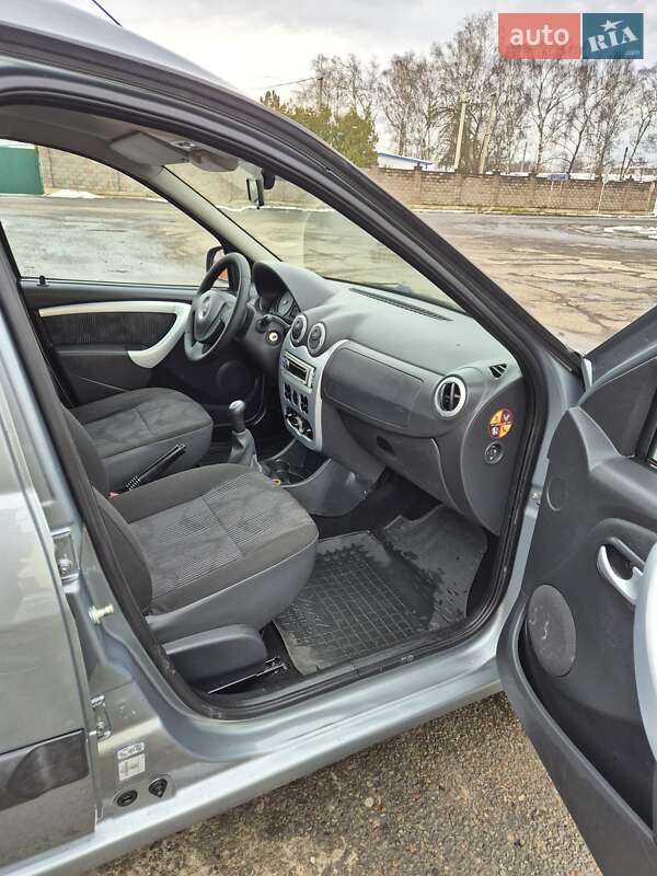 Універсал Dacia Logan MCV 2010 в Стрию