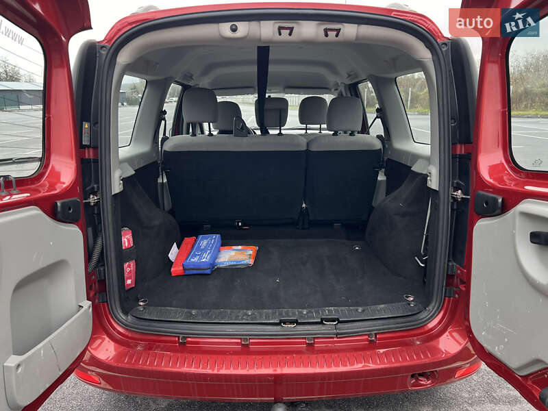 Універсал Dacia Logan MCV 2012 в Вінниці