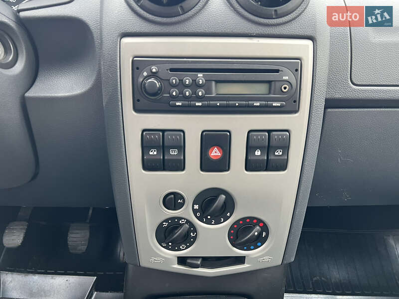 Універсал Dacia Logan MCV 2012 в Вінниці