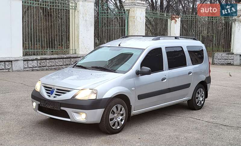 Універсал Dacia Logan MCV 2009 в Жовтих Водах фото 2 Універсал Dacia Logan MCV 2009 в Жовтих Водах