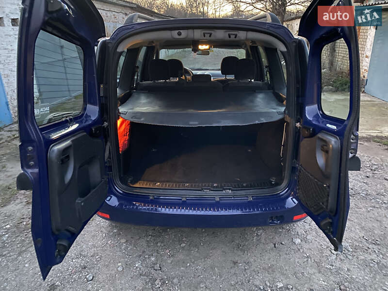 Универсал Dacia Logan MCV 2009 в Конотопе фото 43 Универсал Dacia Logan MCV 2009 в Конотопе