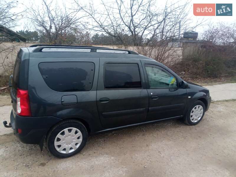 Універсал Dacia Logan MCV 2007 в Новодністровську