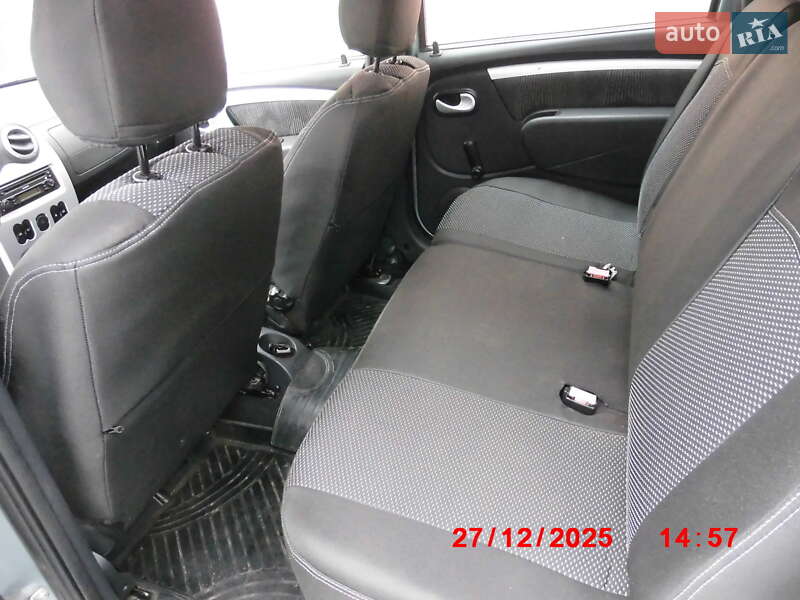 Універсал Dacia Logan MCV 2010 в Кропивницькому