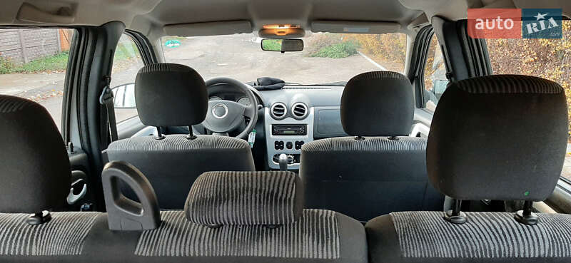 Универсал Dacia Logan MCV 2010 в Чернигове фото 32 Универсал Dacia Logan MCV 2010 в Чернигове