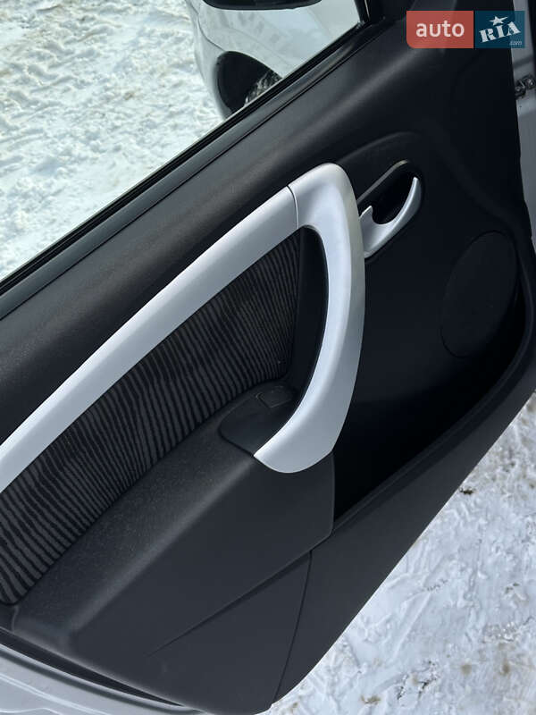 Універсал Dacia Logan MCV 2009 в Ромнах фото 15 Універсал Dacia Logan MCV 2009 в Ромнах