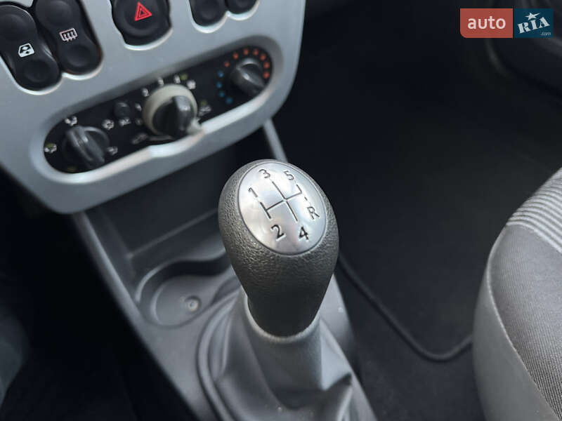 Универсал Dacia Logan MCV 2009 в Житомире