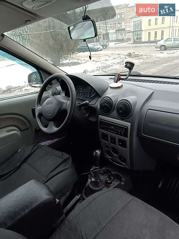 Универсал Dacia Logan MCV 2010 в Дергачах фото 4 Универсал Dacia Logan MCV 2010 в Дергачах