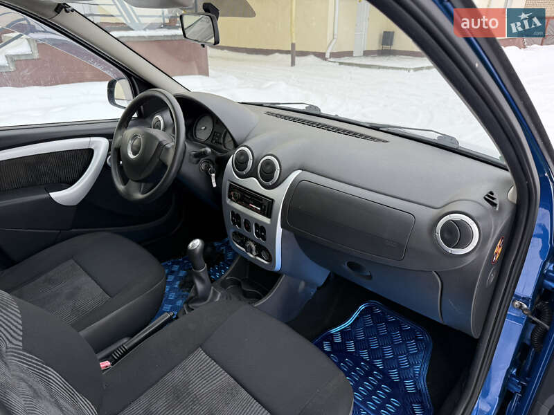 Универсал Dacia Logan MCV 2010 в Красилове