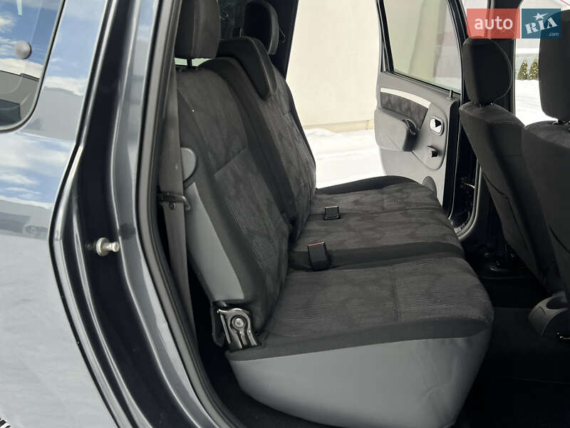 Универсал Dacia Logan MCV 2010 в Луцке фото 62 Универсал Dacia Logan MCV 2010 в Луцке