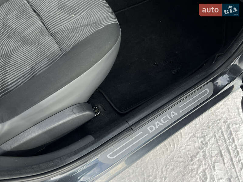 Универсал Dacia Logan MCV 2010 в Луцке