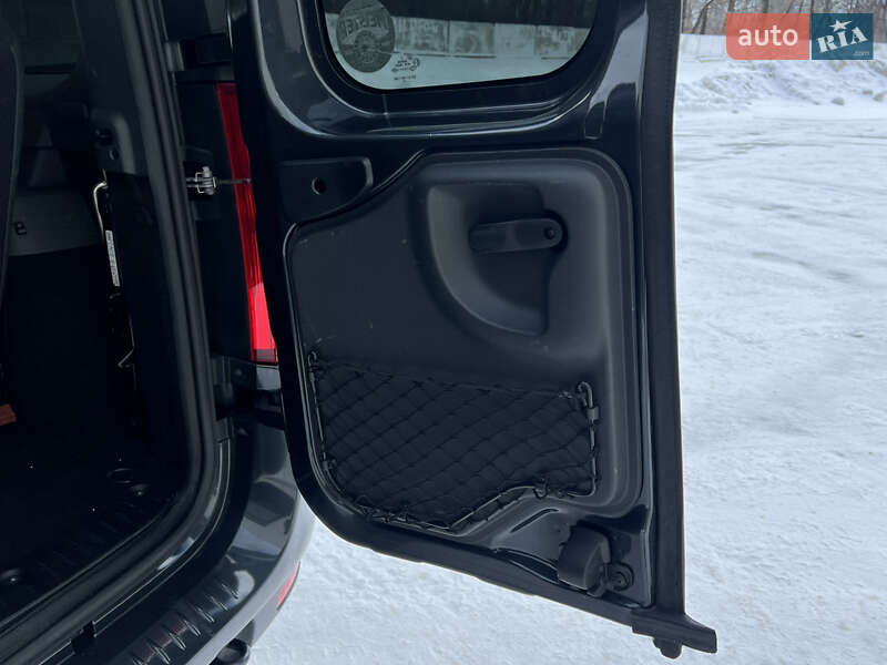 Универсал Dacia Logan MCV 2010 в Луцке