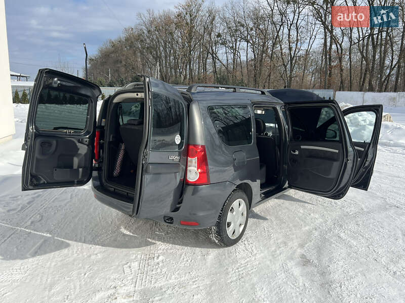 Универсал Dacia Logan MCV 2010 в Луцке