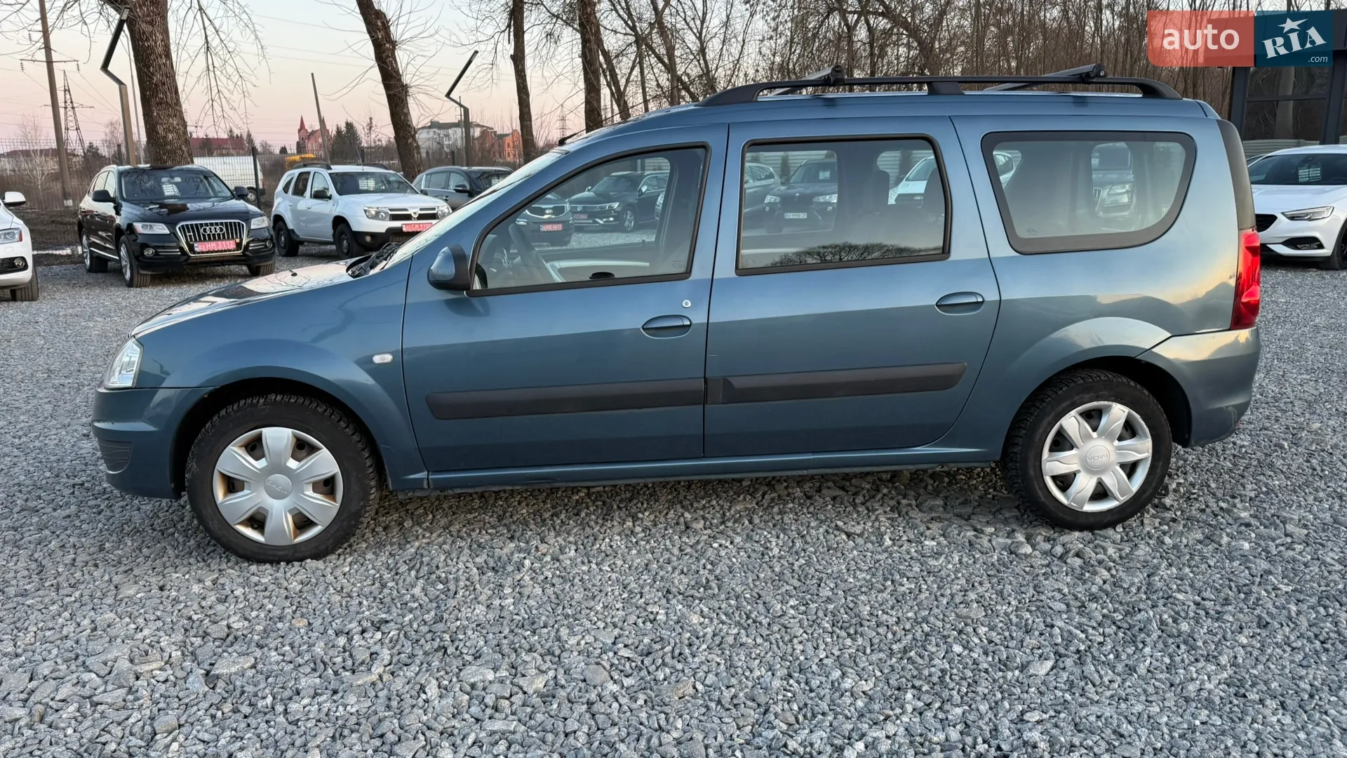 2010 Dacia Logan - мініатюра 3