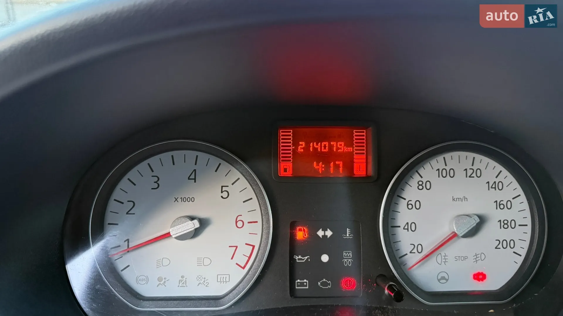 2010 Dacia Logan - мініатюра 12