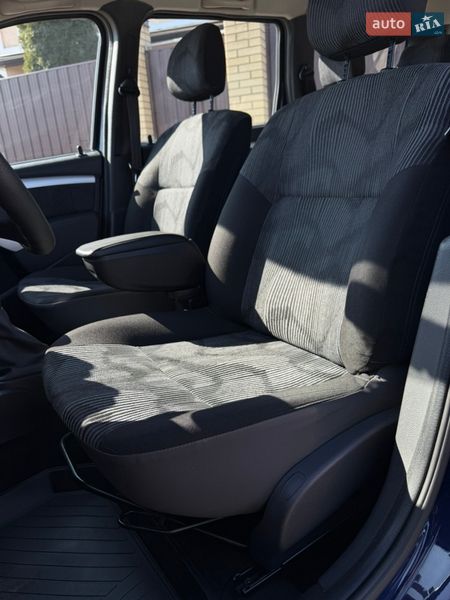 Универсал Dacia Logan MCV 2008 в Ромнах