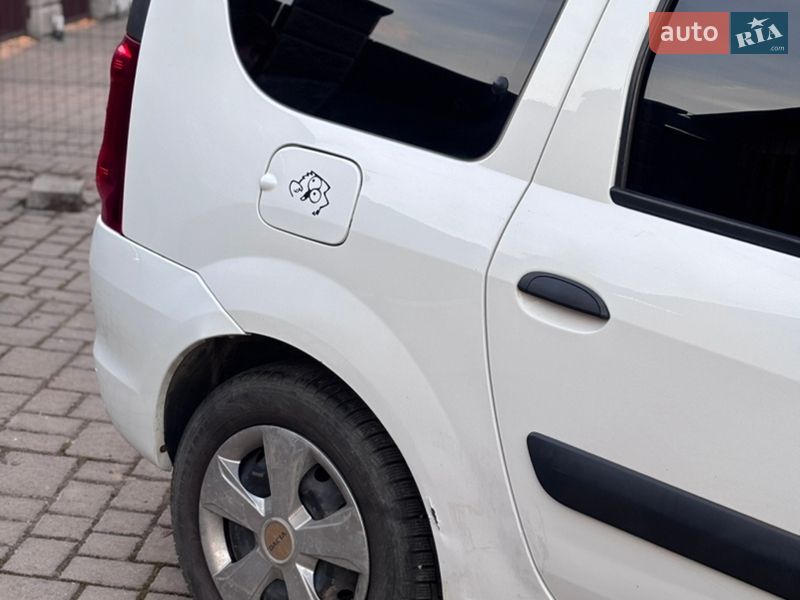 Универсал Dacia Logan MCV 2012 в Белой Кринице фото 26 Универсал Dacia Logan MCV 2012 в Белой Кринице