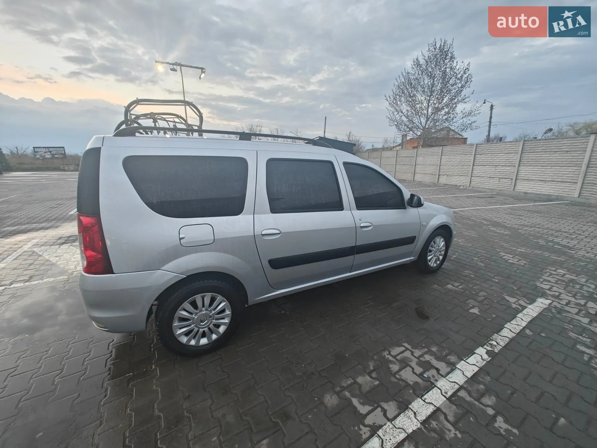 2011 Dacia Logan - мініатюра 12