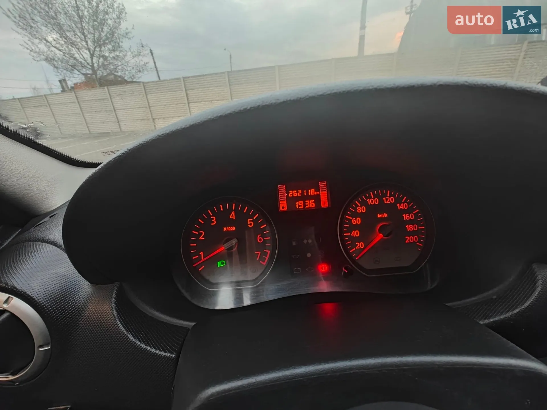 2011 Dacia Logan - мініатюра 26