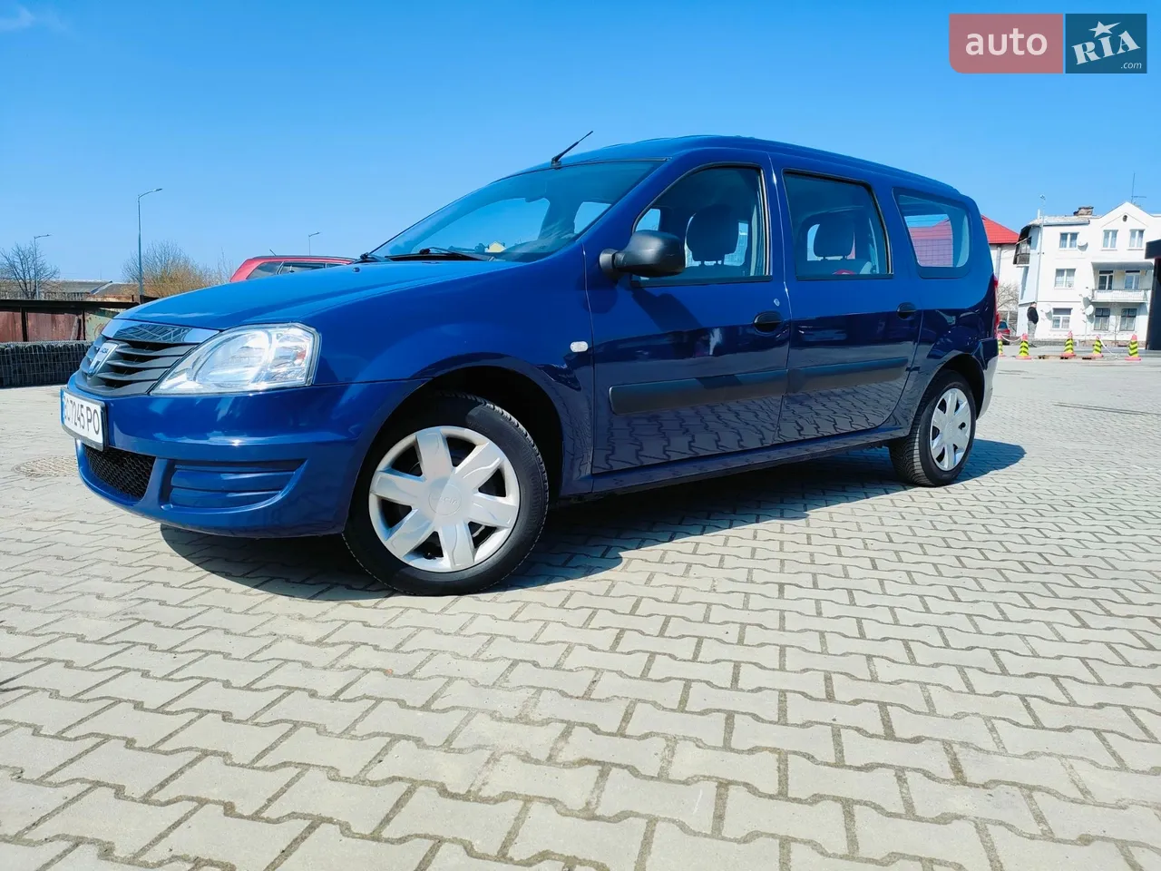 2010 Dacia Logan - мініатюра 12