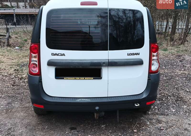 Универсал Dacia Logan MCV 2011 в Чернигове