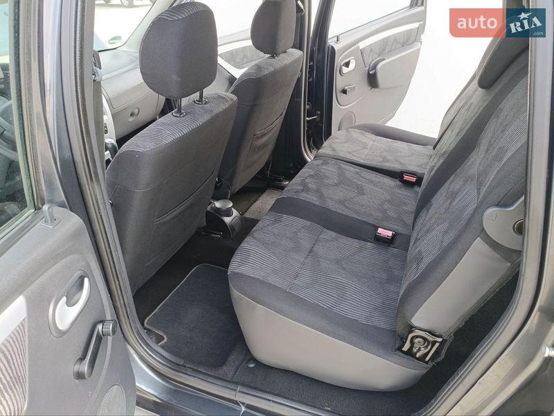 Універсал Dacia Logan MCV 2009 в Дубні