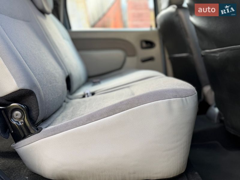 Универсал Dacia Logan MCV 2009 в Ровно