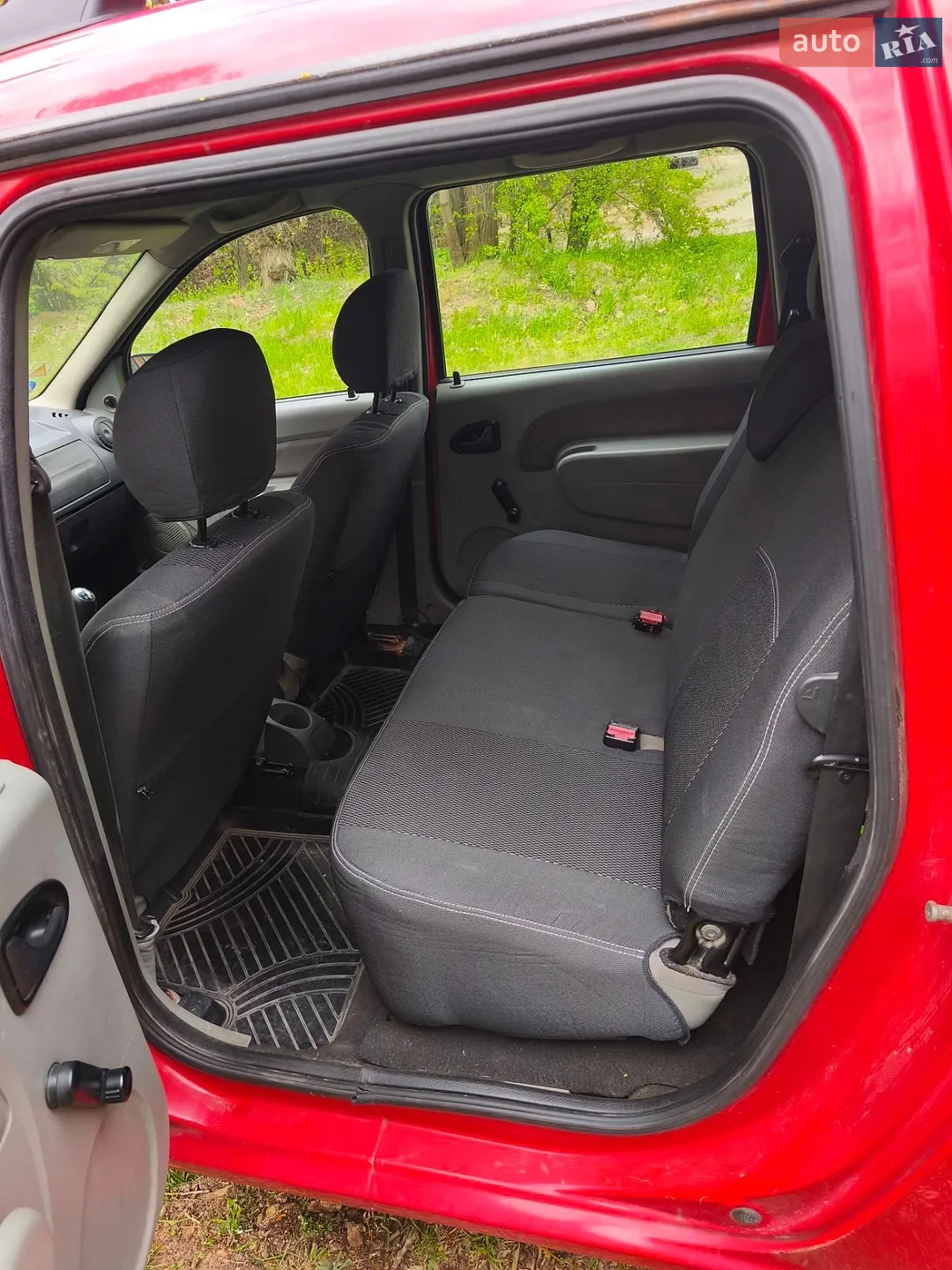 2010 Dacia Logan - мініатюра 8