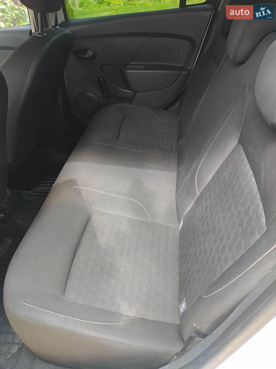2014 Dacia Logan - мініатюра 8
