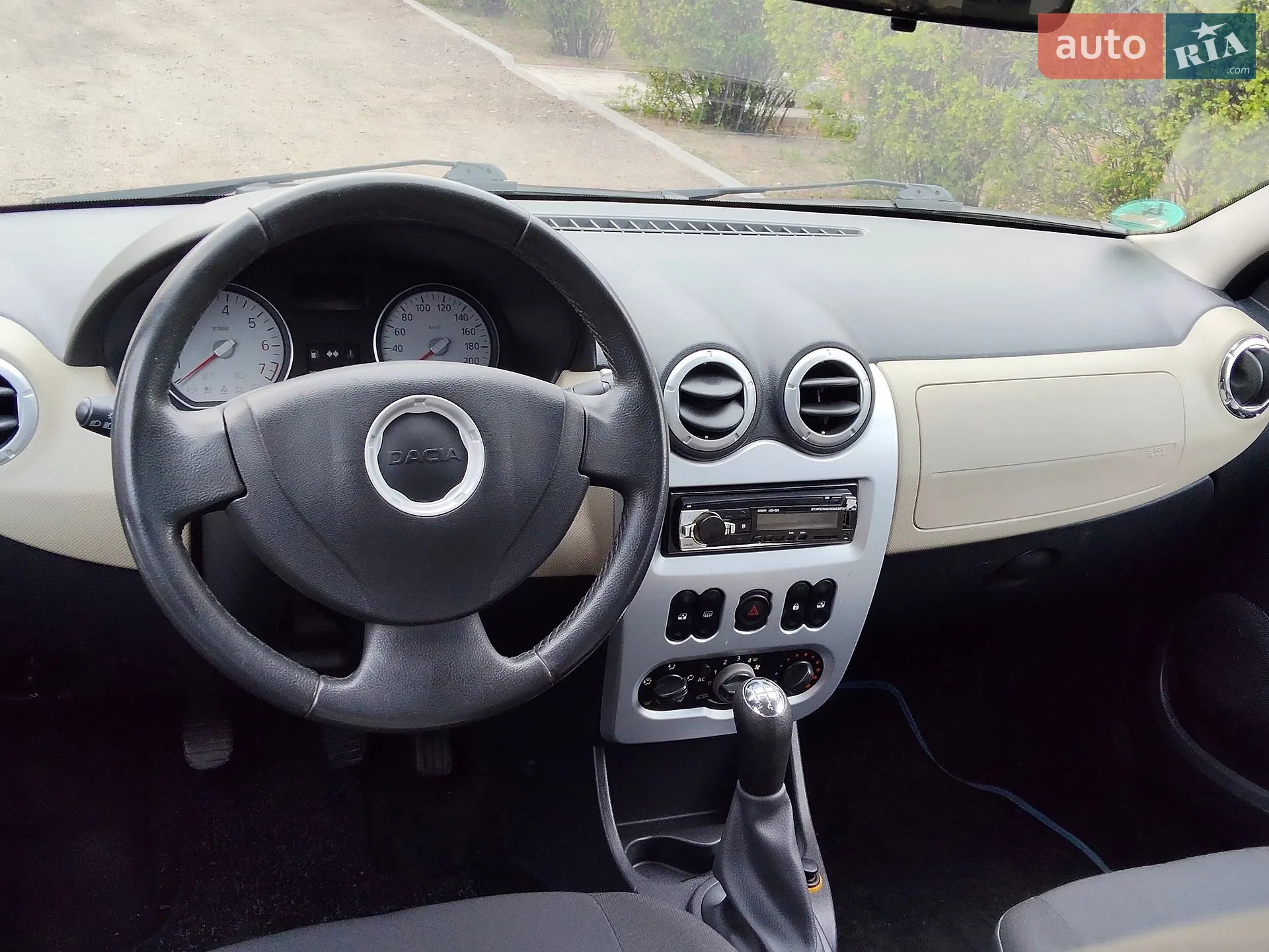 2010 Dacia Logan - мініатюра 25