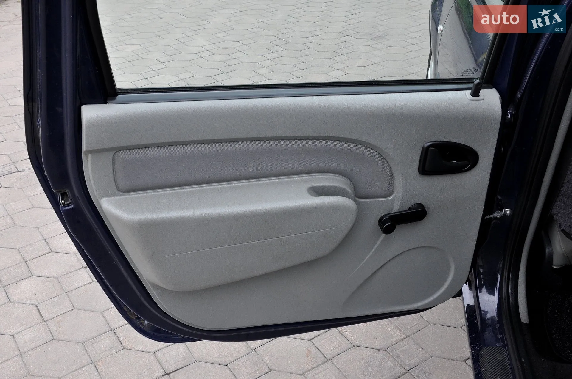 2010 Dacia Logan - мініатюра 20