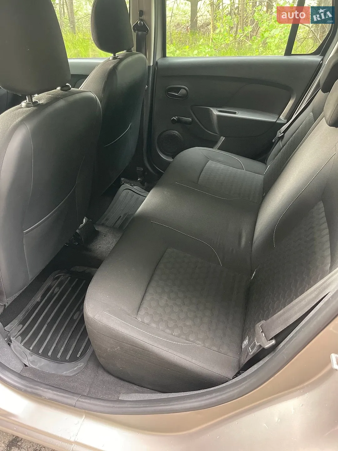 2014 Dacia Logan - мініатюра 13