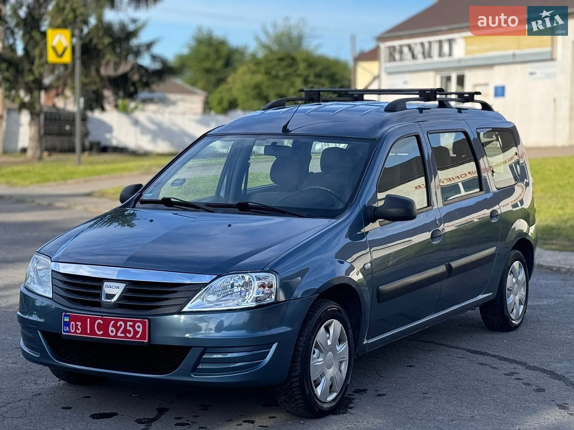 2010 Dacia Logan - мініатюра 3
