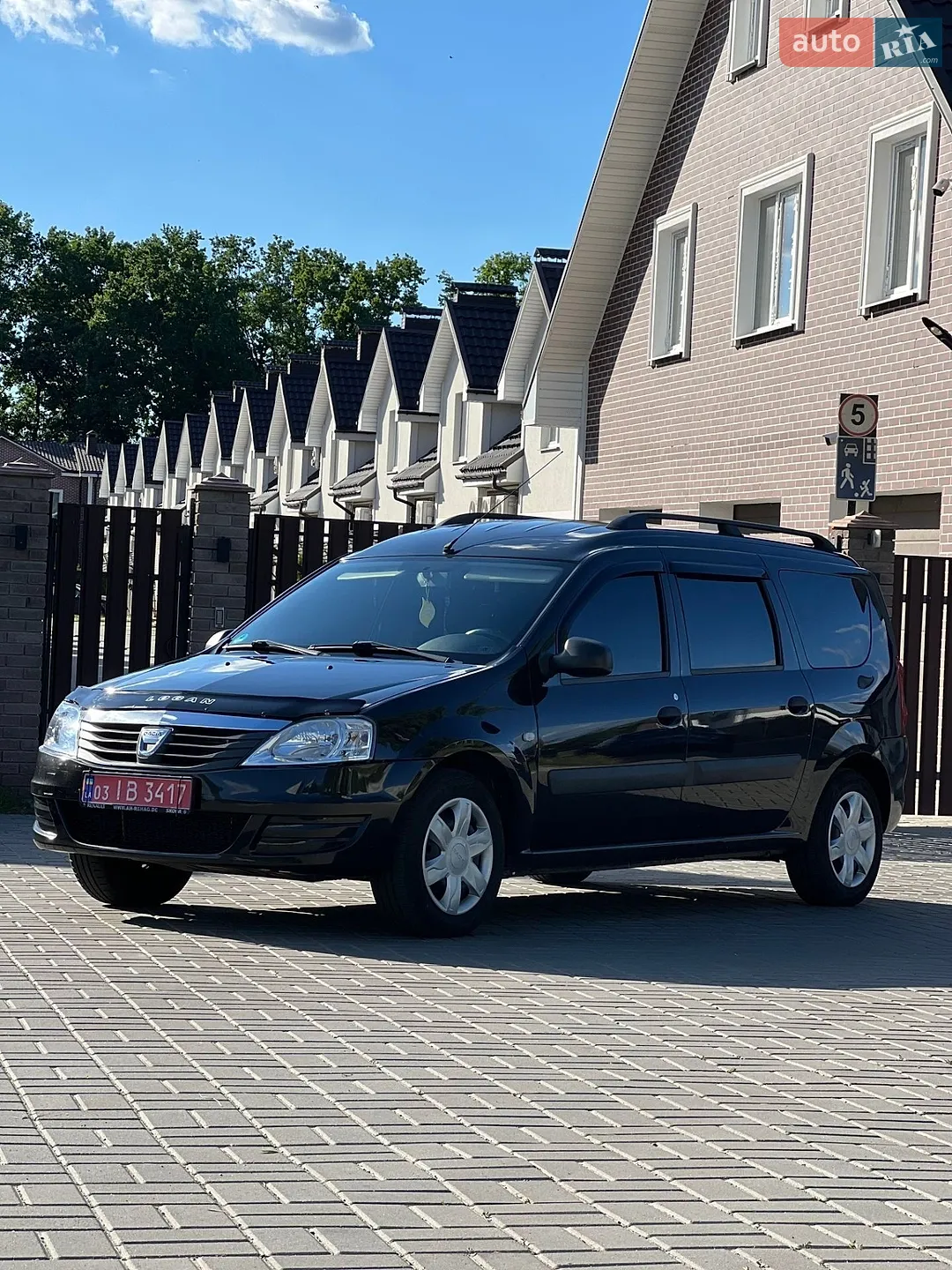 2012 Dacia Logan - мініатюра 2