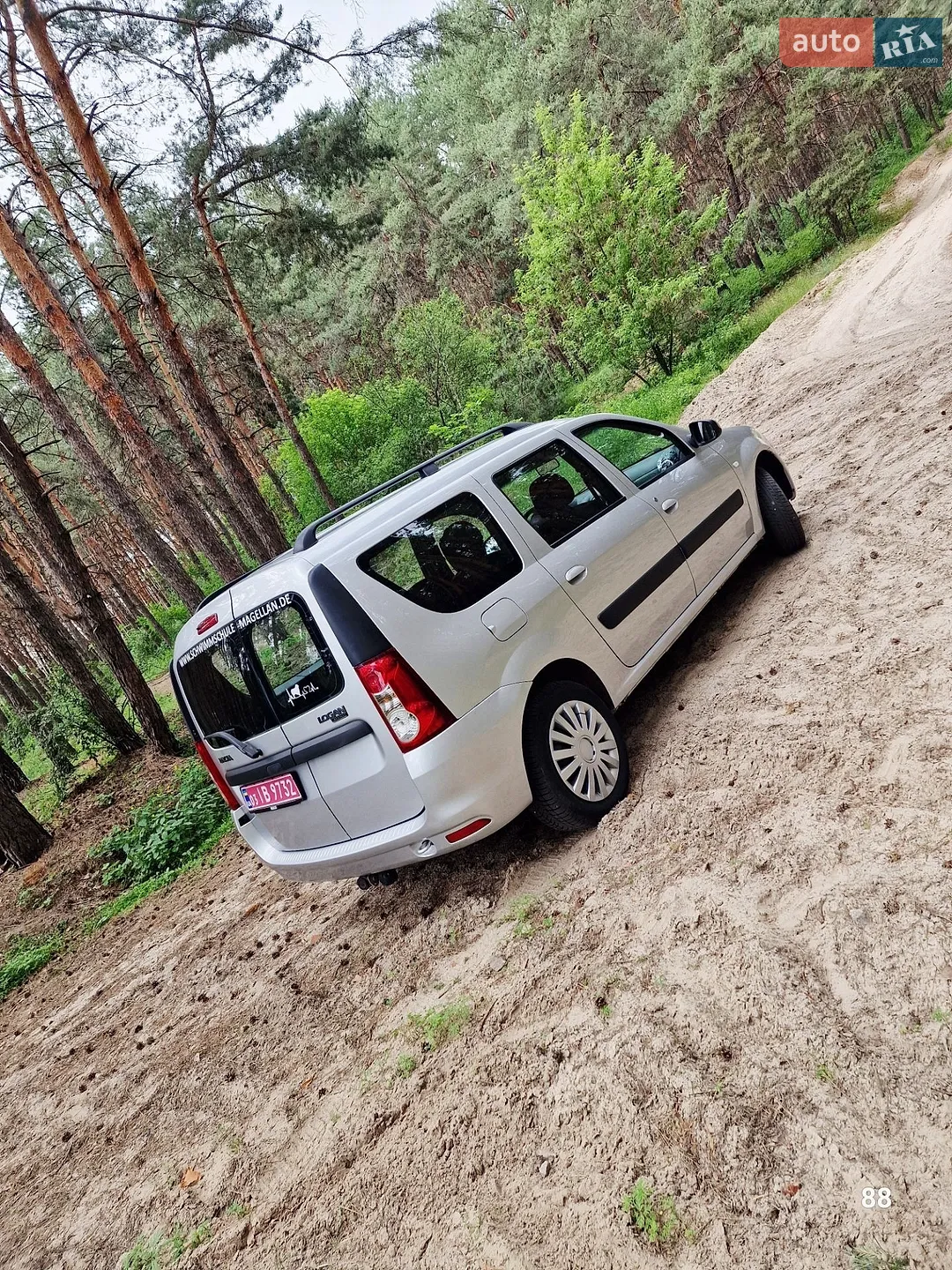 2010 Dacia Logan - мініатюра 8