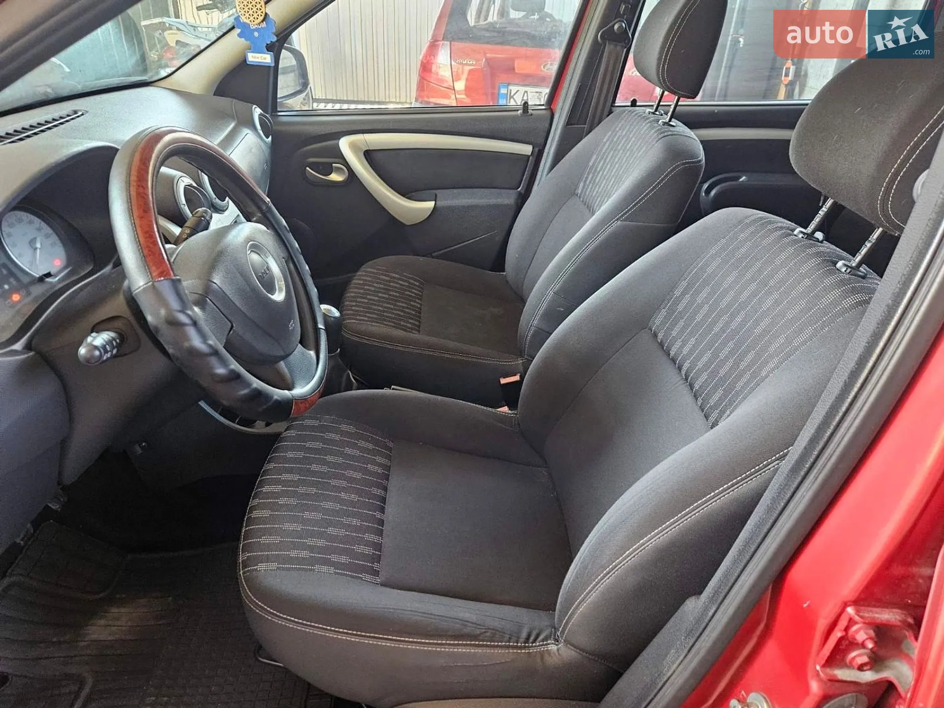 2012 Dacia Logan - мініатюра 9