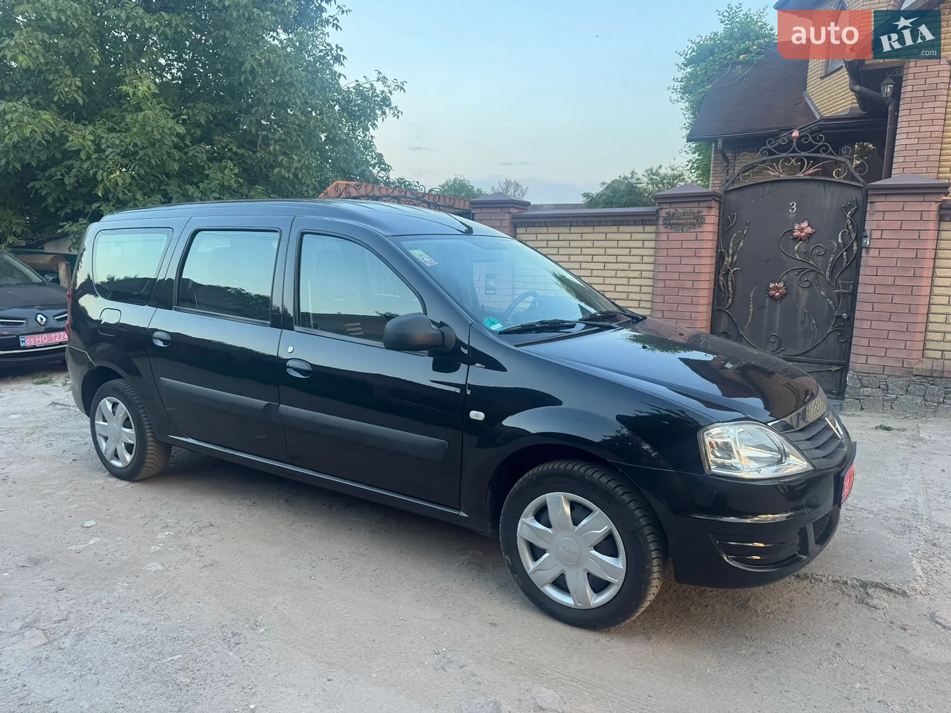 2011 Dacia Logan - мініатюра 5