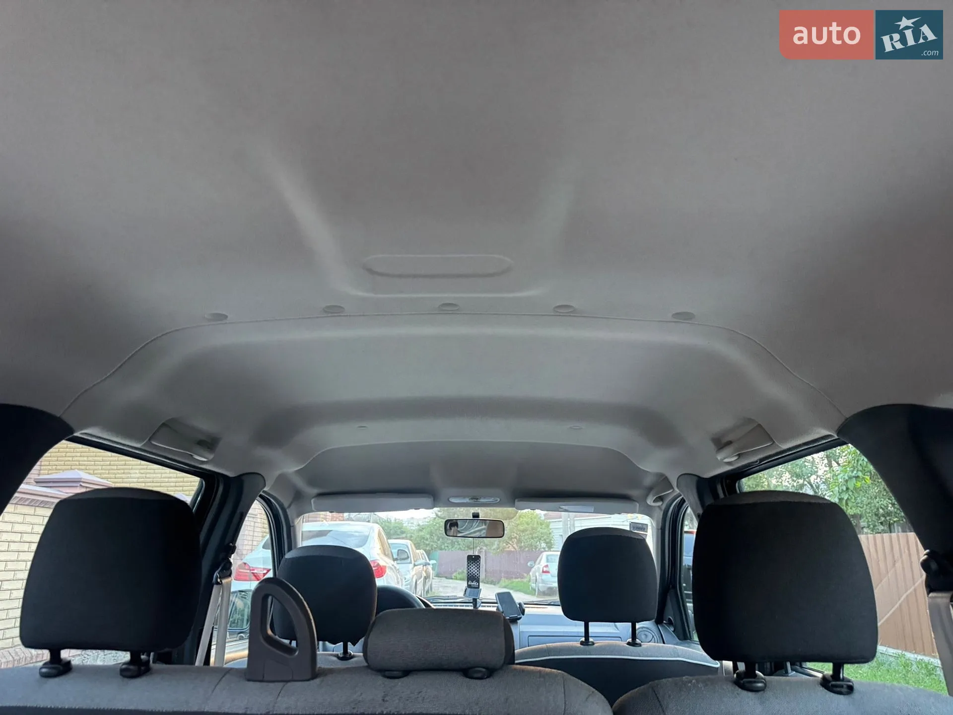2011 Dacia Logan - мініатюра 35