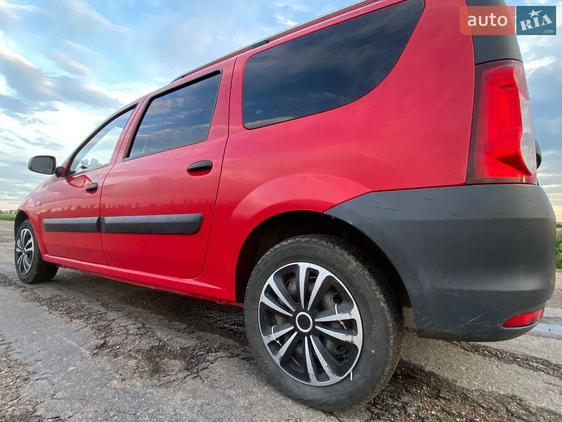 2010 Dacia Logan - мініатюра 4