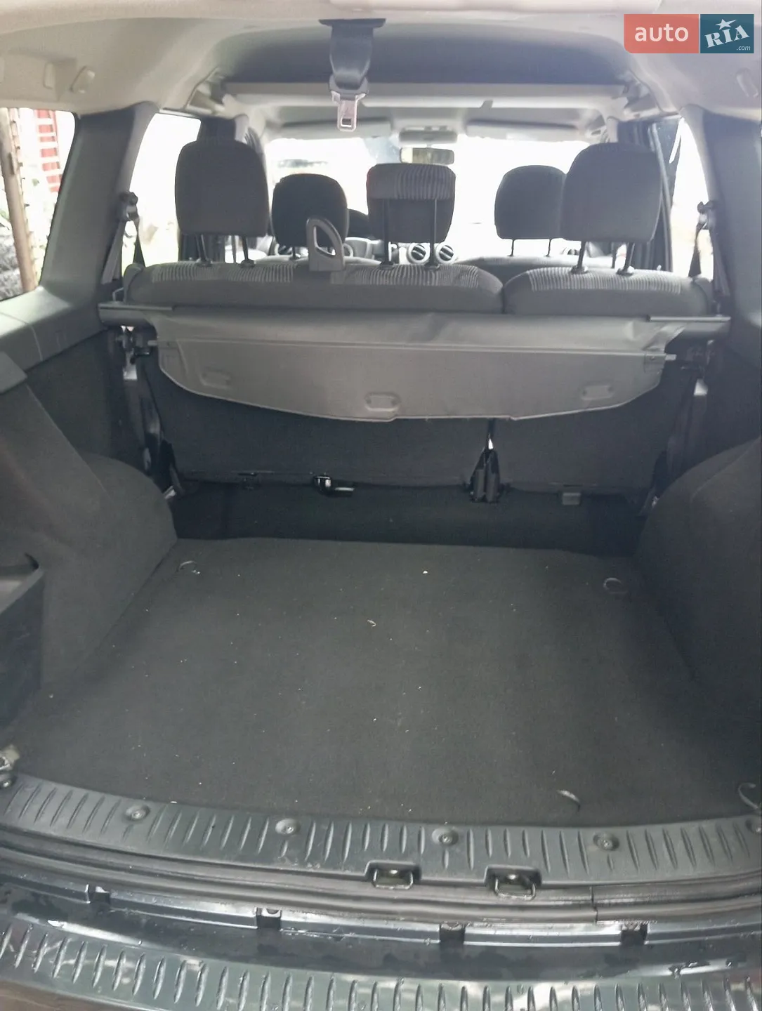 2010 Dacia Logan - мініатюра 12