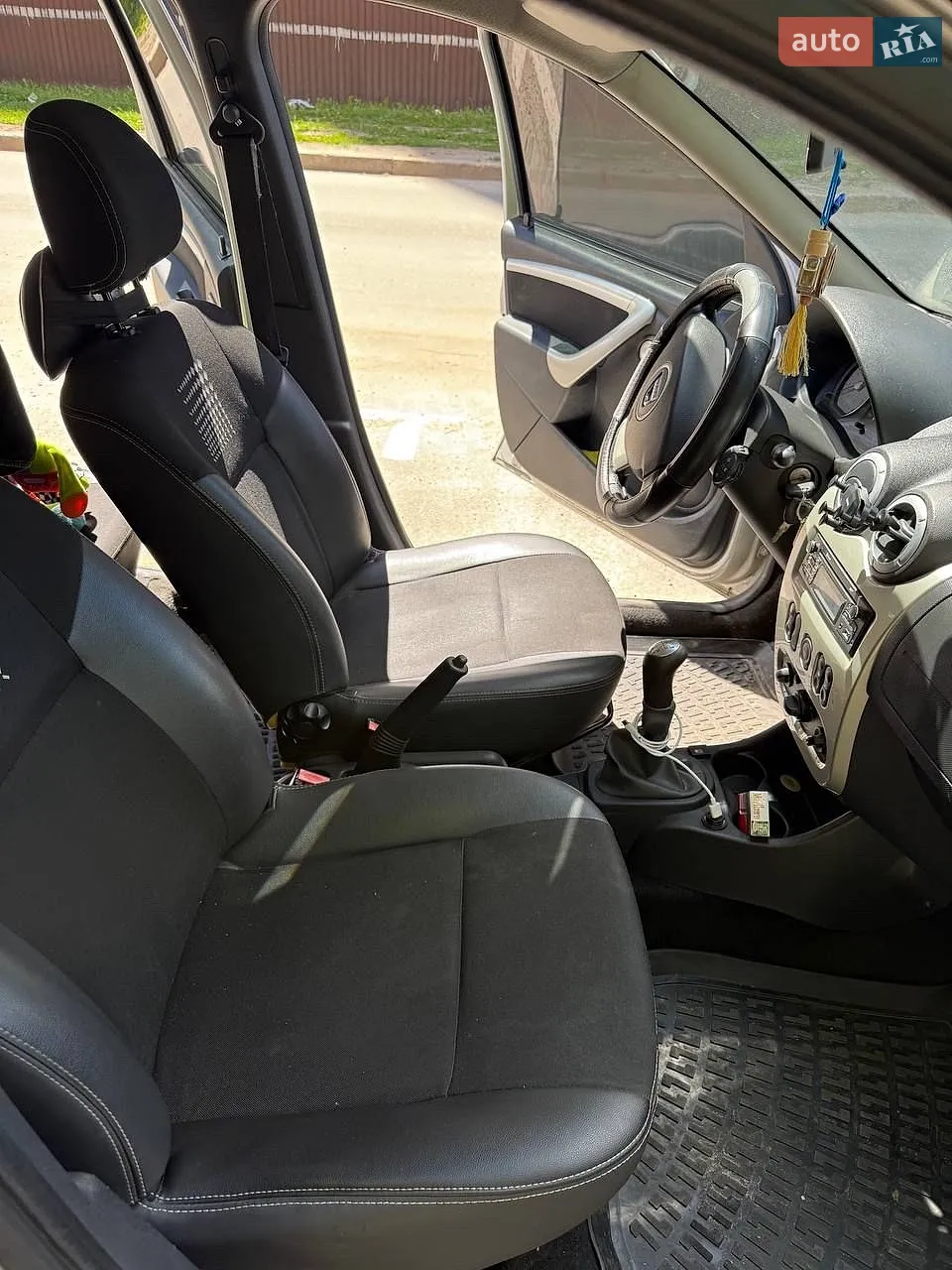 2012 Dacia Logan - мініатюра 5