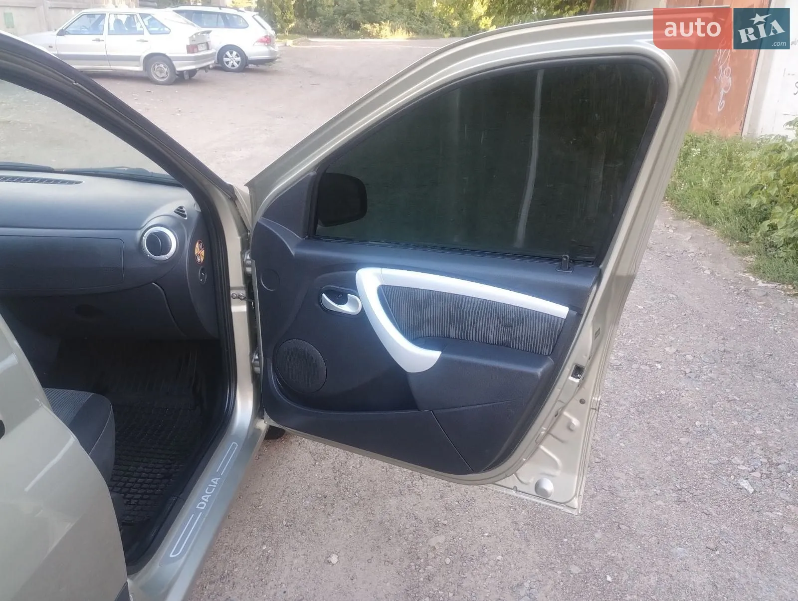 2011 Dacia Logan - мініатюра 46