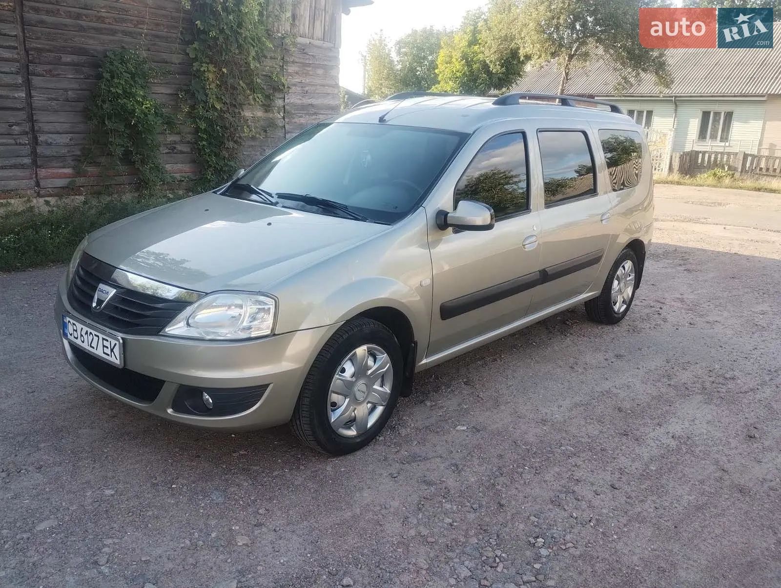 2011 Dacia Logan - мініатюра 2